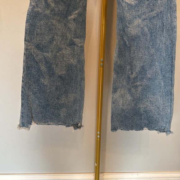 Tinseltown high rise flare button fly women’s Blue Jeans NWT 7/28 - Picture 7 of 13